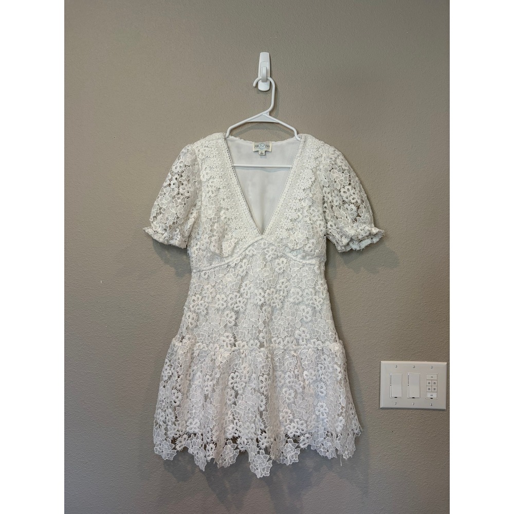 Jun & Ivy Floral Lace Dress Womens Small White V Neck Puff Sleeve Bridal Boho